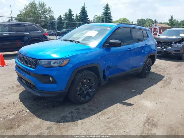 3C4NJDBN8ST515501 2025 JEEP COMPASS - Image 2