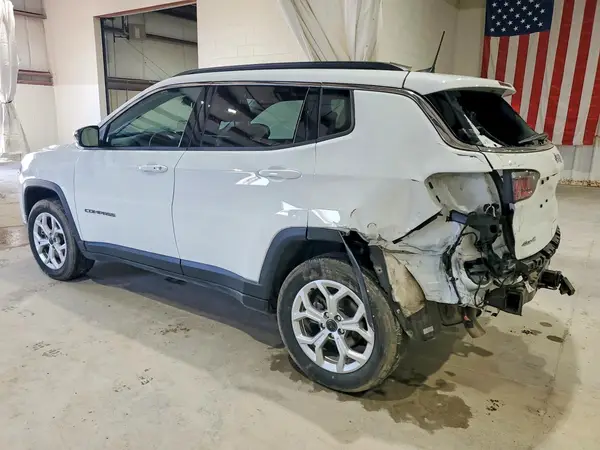 3C4NJDBN8ST516406 2025 JEEP COMPASS - Image 2