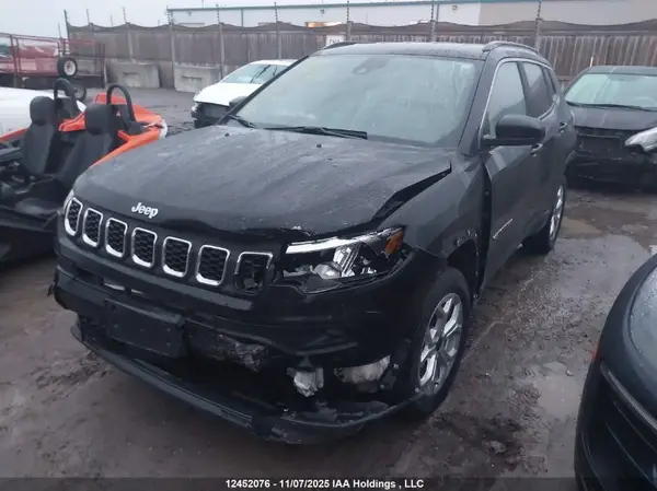 3C4NJDBN8ST538728 2025 JEEP COMPASS - Image 2
