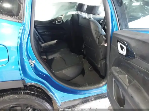 3C4NJDBN8ST540320 2025 JEEP COMPASS - Image 8