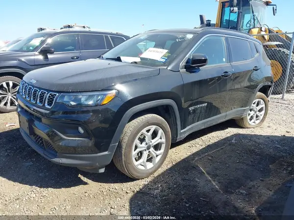 3C4NJDBN8ST548711 2025 JEEP COMPASS - Image 2