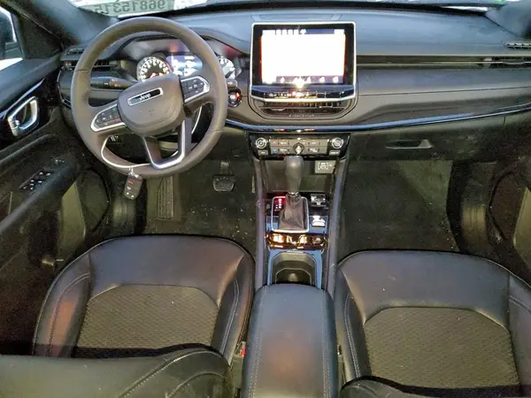 3C4NJDBN8ST552029 2025 JEEP COMPASS - Image 8