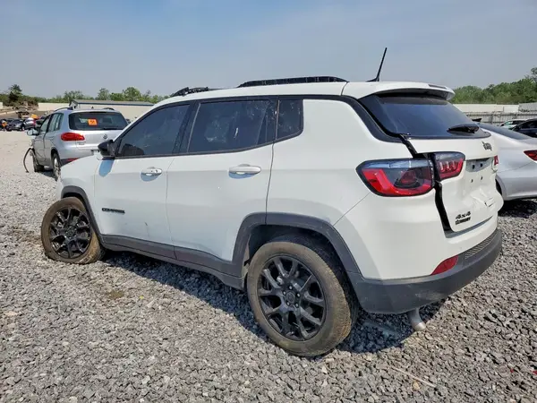3C4NJDBN8ST559563 2025 JEEP COMPASS - Image 2
