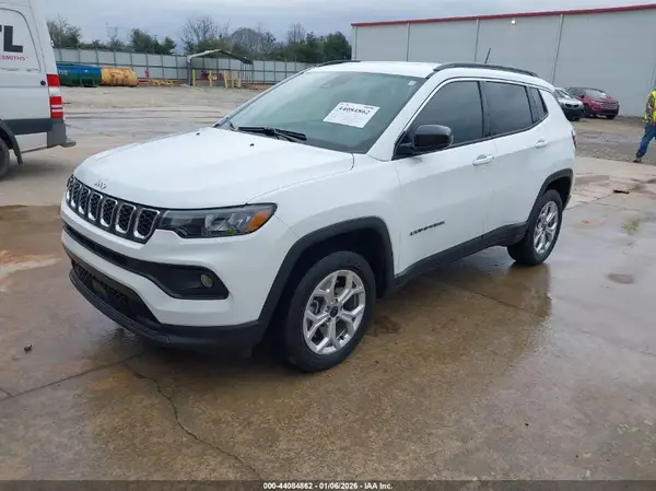 3C4NJDBN8ST561605 2025 JEEP COMPASS - Image 2