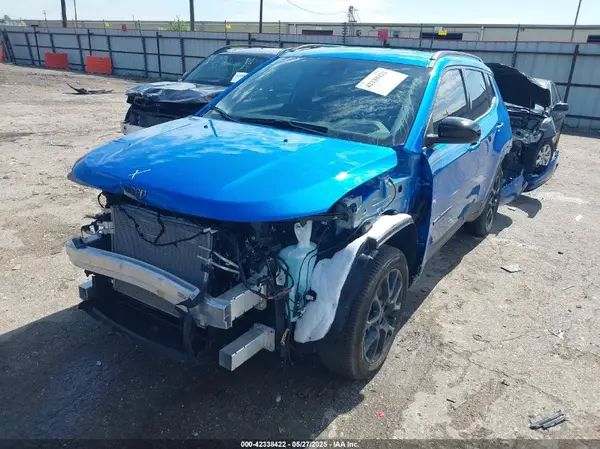 3C4NJDBN8ST569347 2025 JEEP COMPASS - Image 2