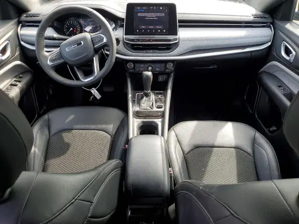3C4NJDBN8ST595088 2025 JEEP COMPASS - Image 8