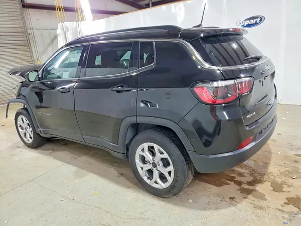 3C4NJDBN8ST606249 2025 JEEP COMPASS - Image 2