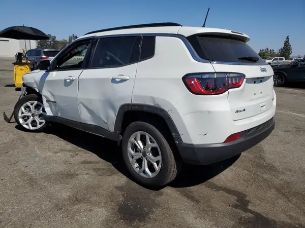 3C4NJDBN8ST608972 2025 JEEP COMPASS - Image 2