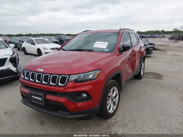 3C4NJDBN8ST610236 2025 JEEP COMPASS - Image 2