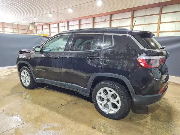 3C4NJDBN8ST617249 2025 JEEP COMPASS - Image 2