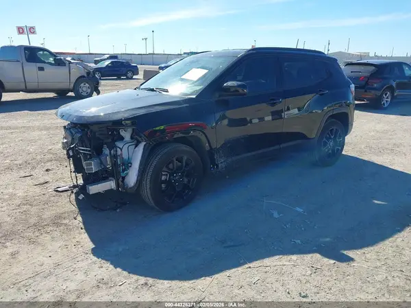 3C4NJDBN8TT151467 2026 JEEP COMPASS - Image 2