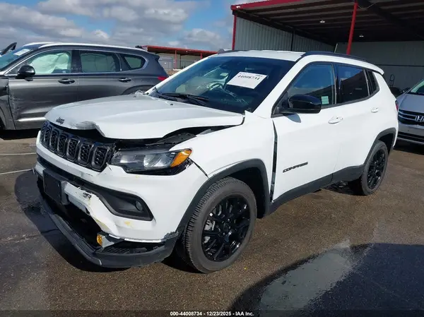 3C4NJDBN8TT158256 2026 JEEP COMPASS - Image 2