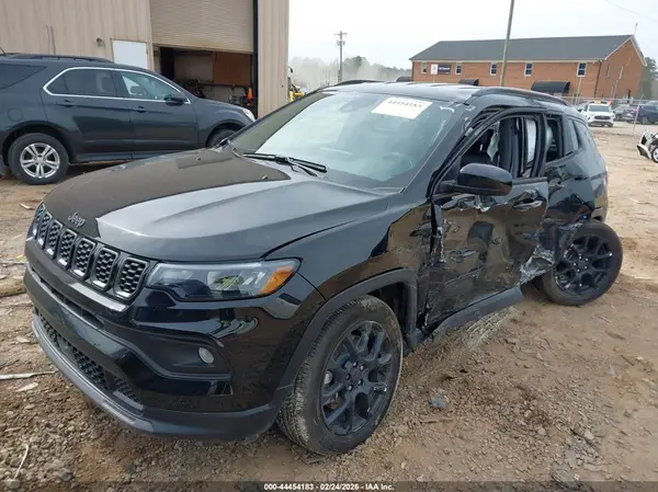 3C4NJDBN8TT160122 2026 JEEP COMPASS - Image 2