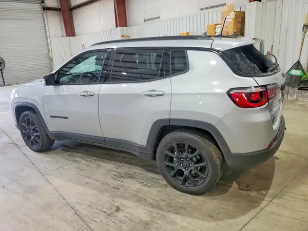 3C4NJDBN8TT160606 2026 JEEP COMPASS - Image 2