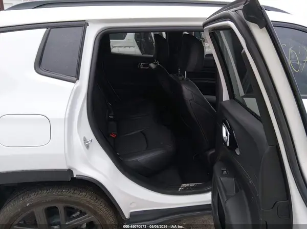 3C4NJDBN8TT196828 2026 JEEP COMPASS - Image 8