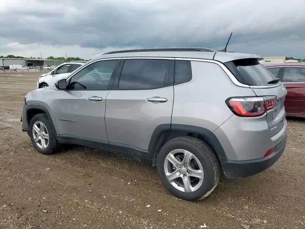 3C4NJDBN9PT505874 2023 JEEP COMPASS - Image 2