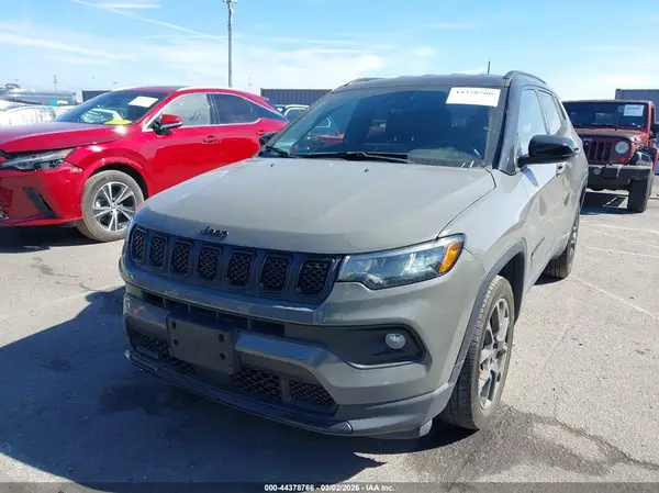 3C4NJDBN9PT510184 2023 JEEP COMPASS - Image 2