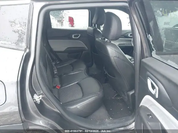 3C4NJDBN9PT524666 2023 JEEP COMPASS - Image 8