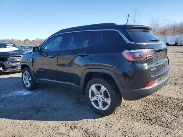 3C4NJDBN9PT534484 2023 JEEP COMPASS - Image 2