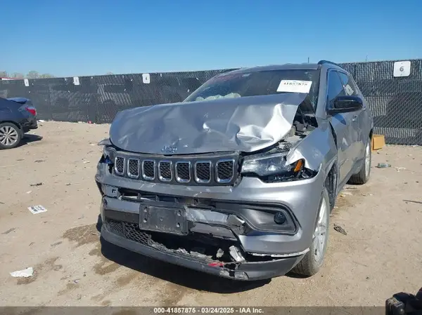 3C4NJDBN9PT540799 2023 JEEP COMPASS - Image 2