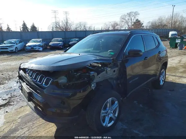 3C4NJDBN9PT560003 2023 JEEP COMPASS - Image 2