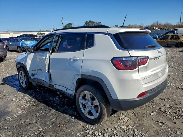 3C4NJDBN9PT561703 2023 JEEP COMPASS - Image 2