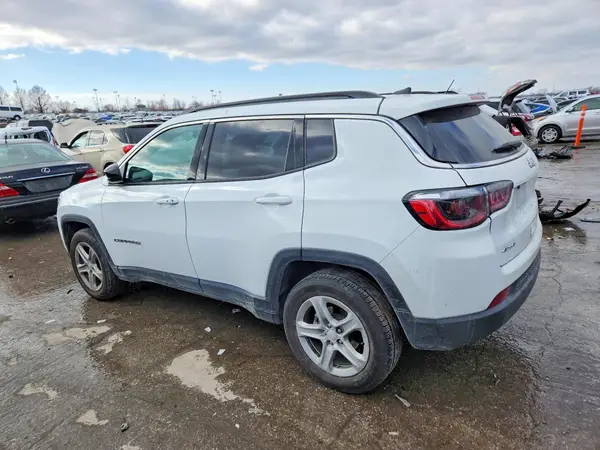 3C4NJDBN9PT561748 2023 JEEP COMPASS - Image 2