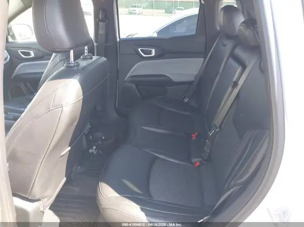 3C4NJDBN9PT561829 2023 JEEP COMPASS - Image 8