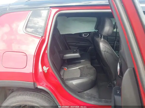 3C4NJDBN9PT563483 2023 JEEP COMPASS - Image 8