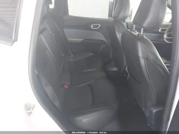 3C4NJDBN9RT104120 2024 JEEP COMPASS - Image 8