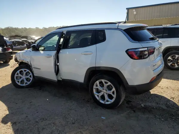 3C4NJDBN9RT109429 2024 JEEP COMPASS - Image 2