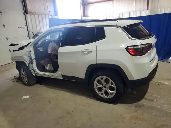 3C4NJDBN9RT109625 2024 JEEP COMPASS - Image 2