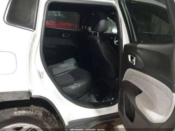 3C4NJDBN9RT117434 2024 JEEP COMPASS - Image 8