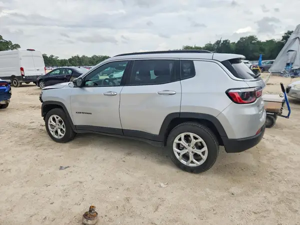 3C4NJDBN9RT119393 2024 JEEP COMPASS - Image 2