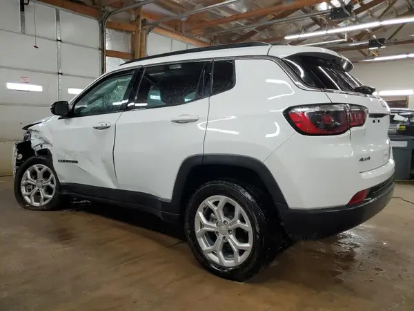 3C4NJDBN9RT123430 2024 JEEP COMPASS - Image 2