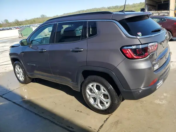 3C4NJDBN9RT128806 2024 JEEP COMPASS - Image 2
