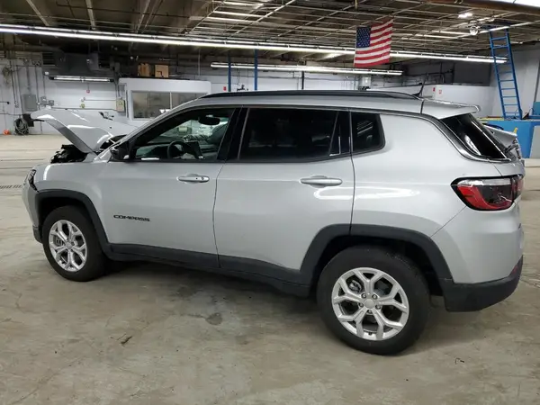 3C4NJDBN9RT137912 2024 JEEP COMPASS - Image 2