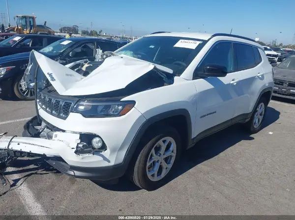 3C4NJDBN9RT140731 2024 JEEP COMPASS - Image 2
