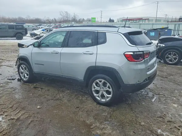 3C4NJDBN9RT152278 2024 JEEP COMPASS - Image 2
