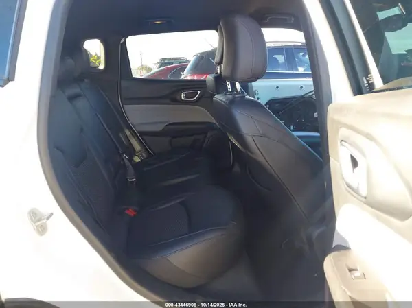 3C4NJDBN9RT166889 2024 JEEP COMPASS - Image 8