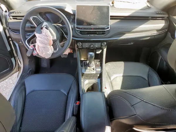3C4NJDBN9RT167718 2024 JEEP COMPASS - Image 8