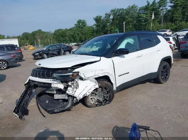 3C4NJDBN9RT592632 2024 JEEP COMPASS - Image 2