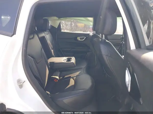 3C4NJDBN9RT592632 2024 JEEP COMPASS - Image 8