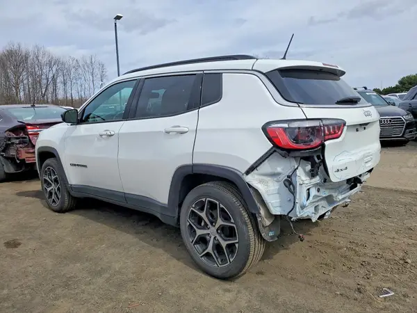 3C4NJDBN9RT605184 2024 JEEP COMPASS - Image 2