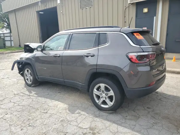 3C4NJDBN9RT606903 2024 JEEP COMPASS - Image 2