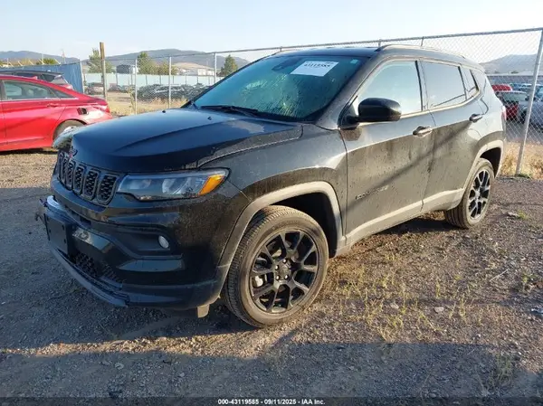 3C4NJDBN9ST504071 2025 JEEP COMPASS - Image 2
