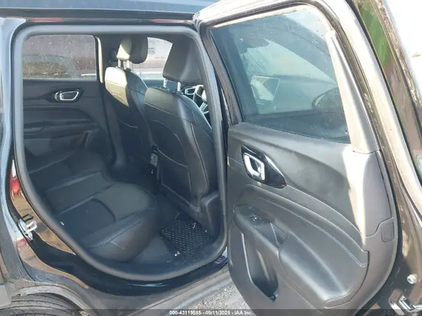 3C4NJDBN9ST504071 2025 JEEP COMPASS - Image 8