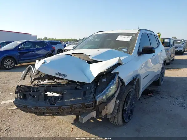 3C4NJDBN9ST515765 2025 JEEP COMPASS - Image 2