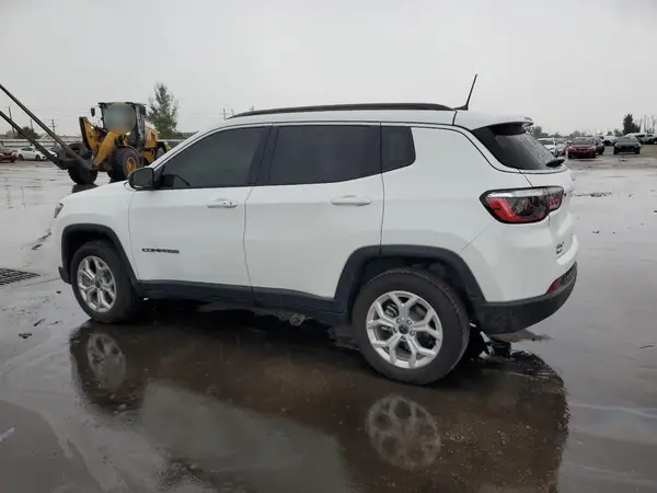 3C4NJDBN9ST544232 2025 JEEP COMPASS - Image 2