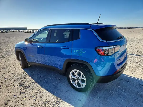3C4NJDBN9ST566246 2025 JEEP COMPASS - Image 2